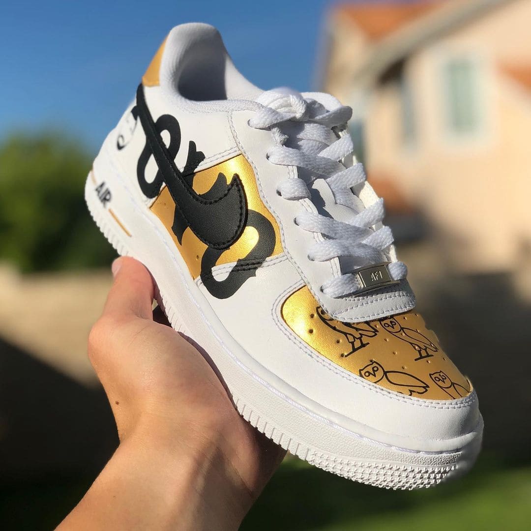 Custom Nike Drake in Gold